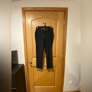 Savage Art Strechy Women’s Size Medium Dark Wash Cuffed Jegging Jeans NEW/UNWORN